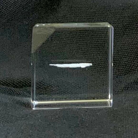 Laser Crystal Etched Glass Block Engraved Virgin Mother Mary Image Paperweight - Picture 3 of 6